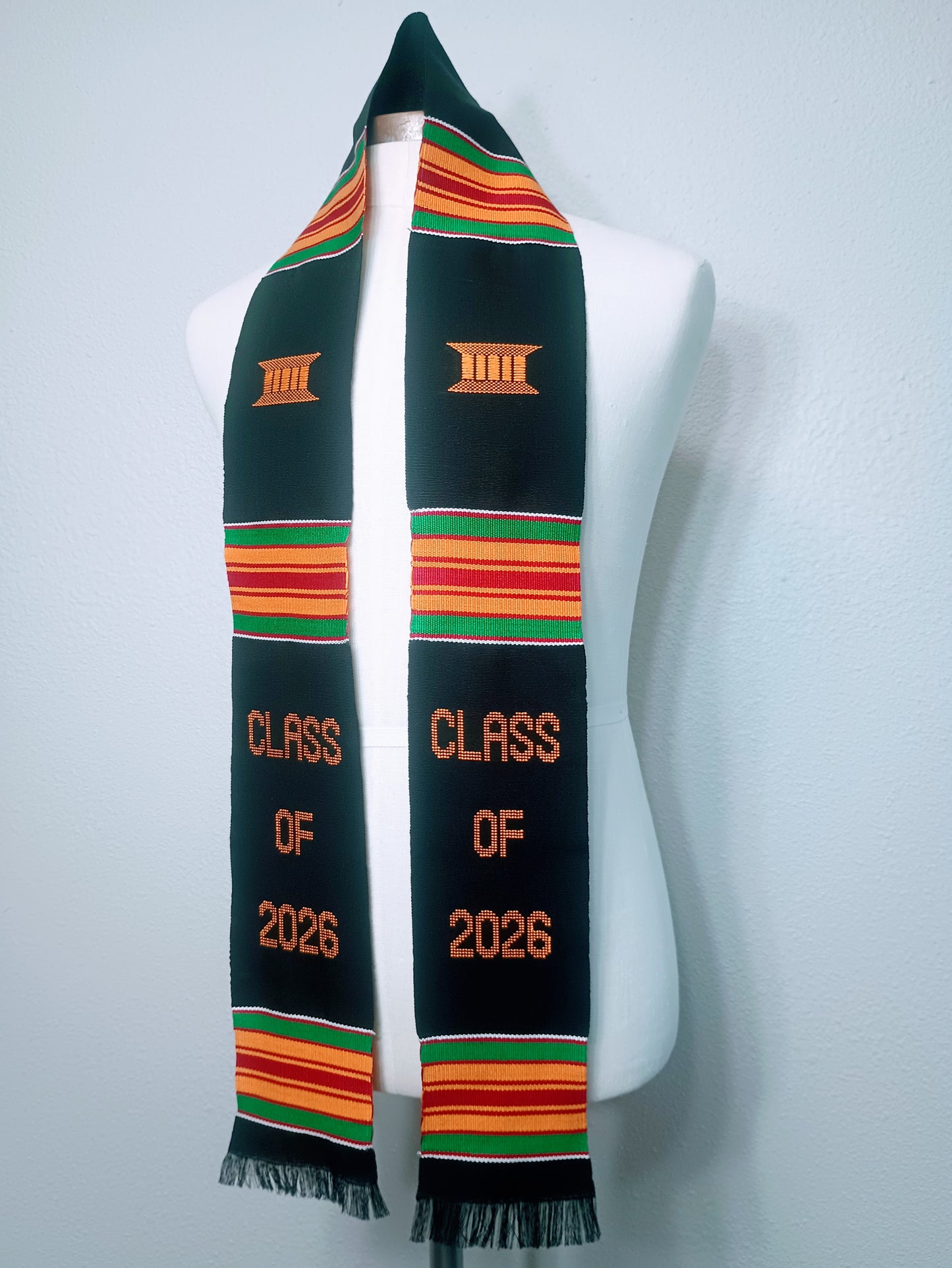 CLASS OF 2026 BLACK MULTICOLOR GRADUATION STOLE